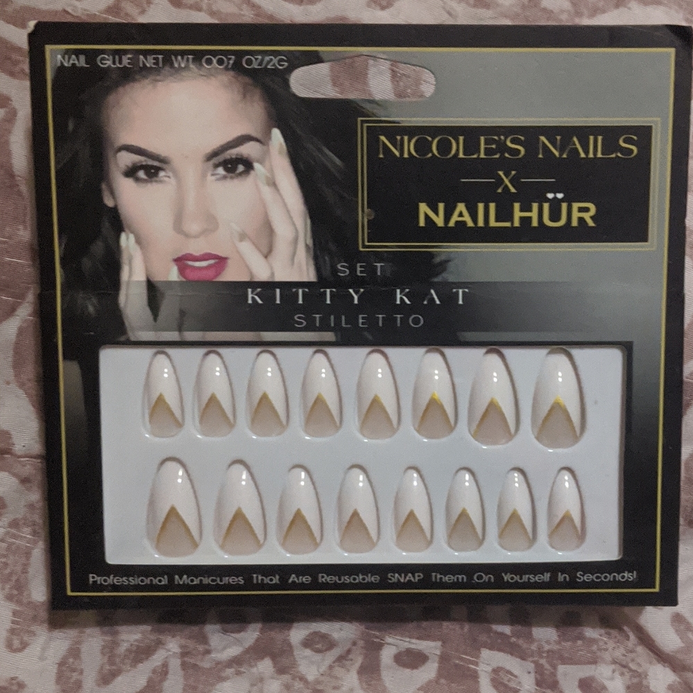 SALE Nicole's Nails x NailHur Kitty Cat Stiletto Glue On Fake Nails Set